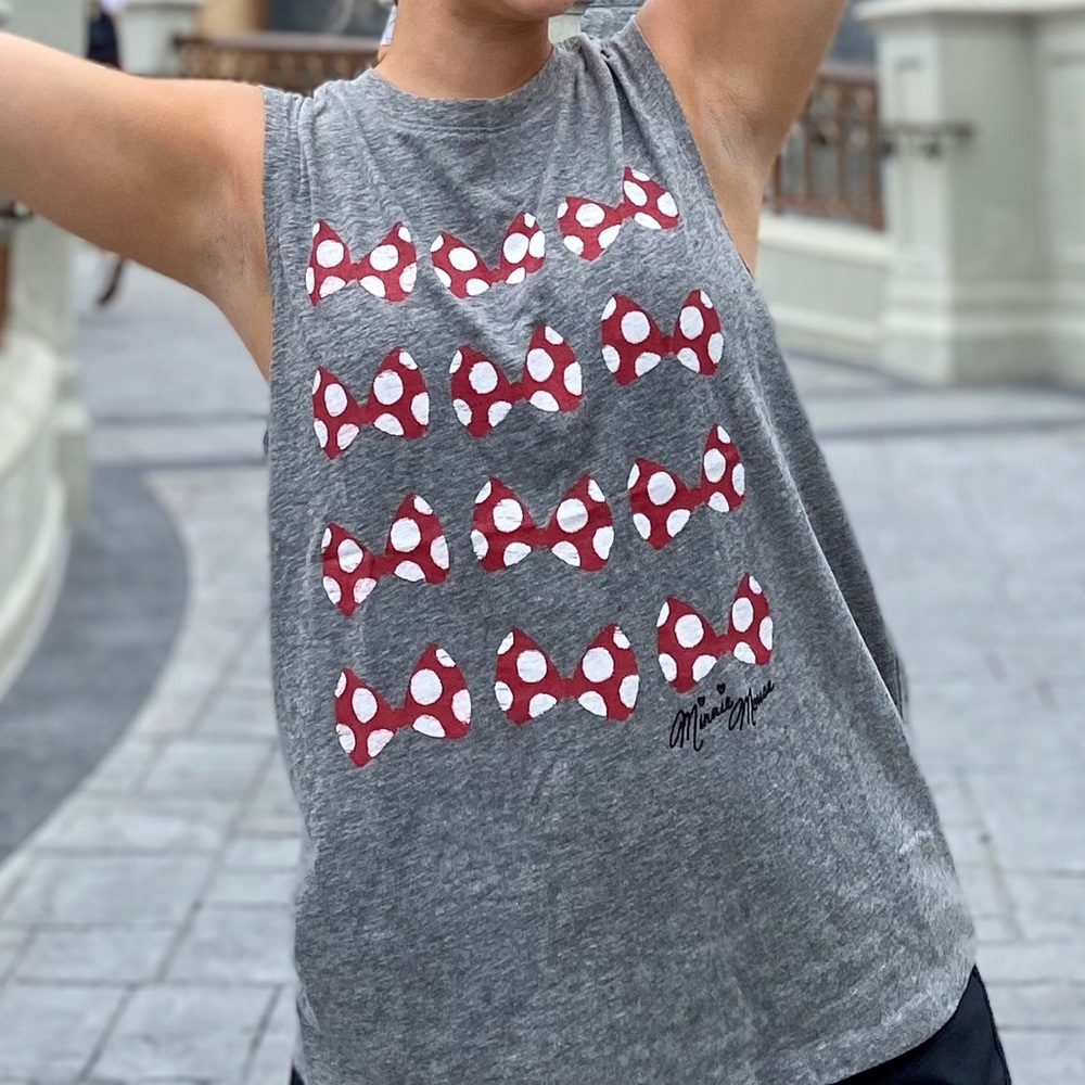 Minnie Mouse bow tank top